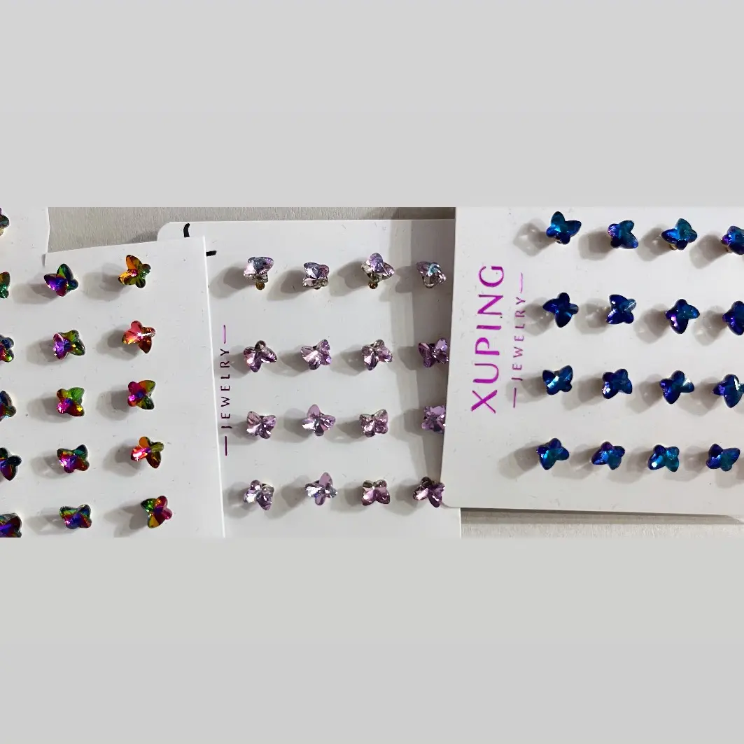 mini aretes de mariposa/mini butterfly earrings gold plated