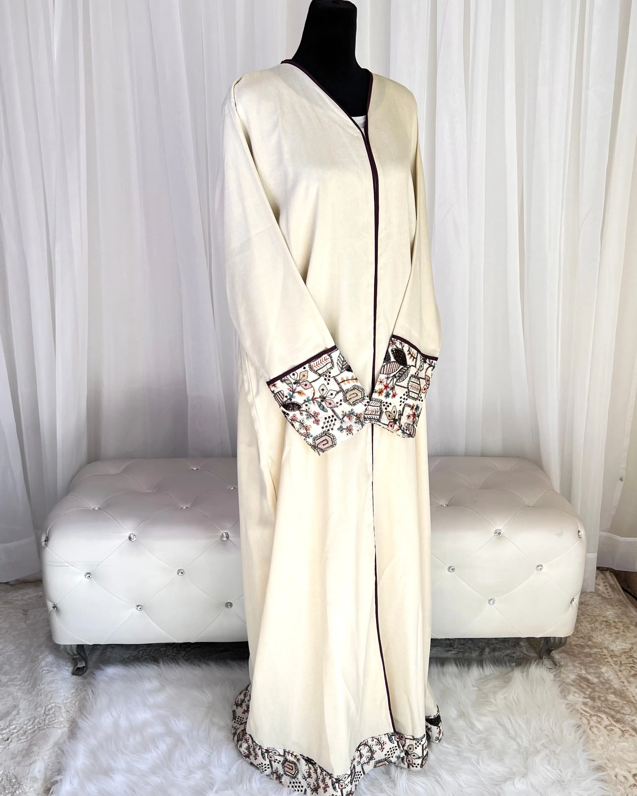 Aseel Open Linen Abaya