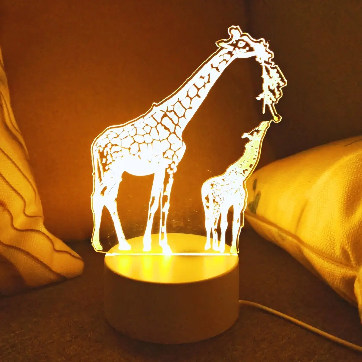1pc 3D Giraffe Night Light USB Powered, Modern Style Desktop Decoration for Bedroom Living Room, Creative Gift Idea, LED Illuminated Tabletop Lamp, Decorative Led Light, Led Lights