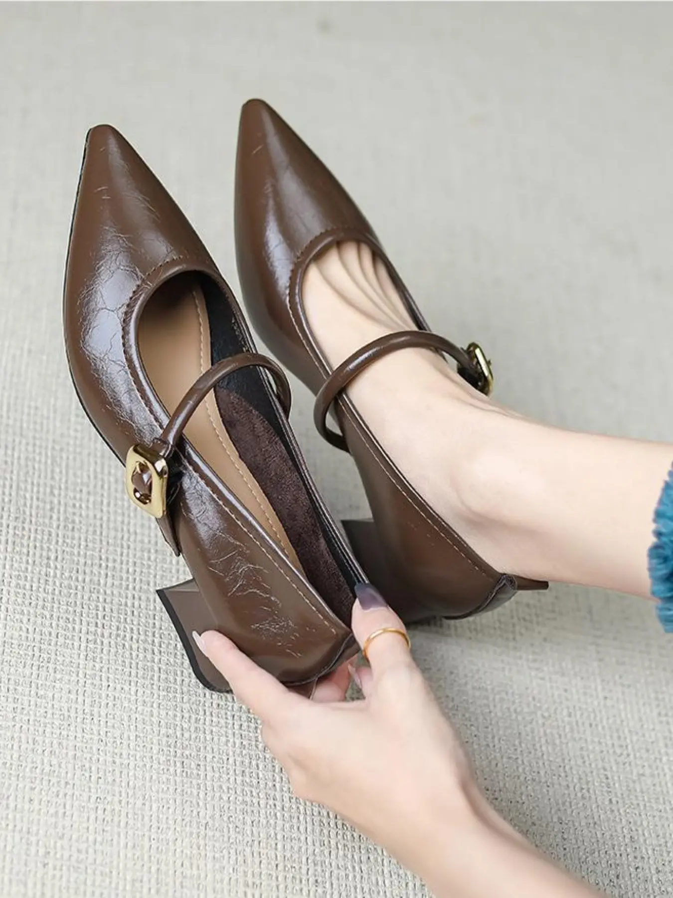 Women's Mary Jane Flat Shoes, 2026 New Pointed Toe Single Shoe, Vintage One Strap Buckle Shoes High Quality, Elegant Comfortable Commuter Shoes, Rubber