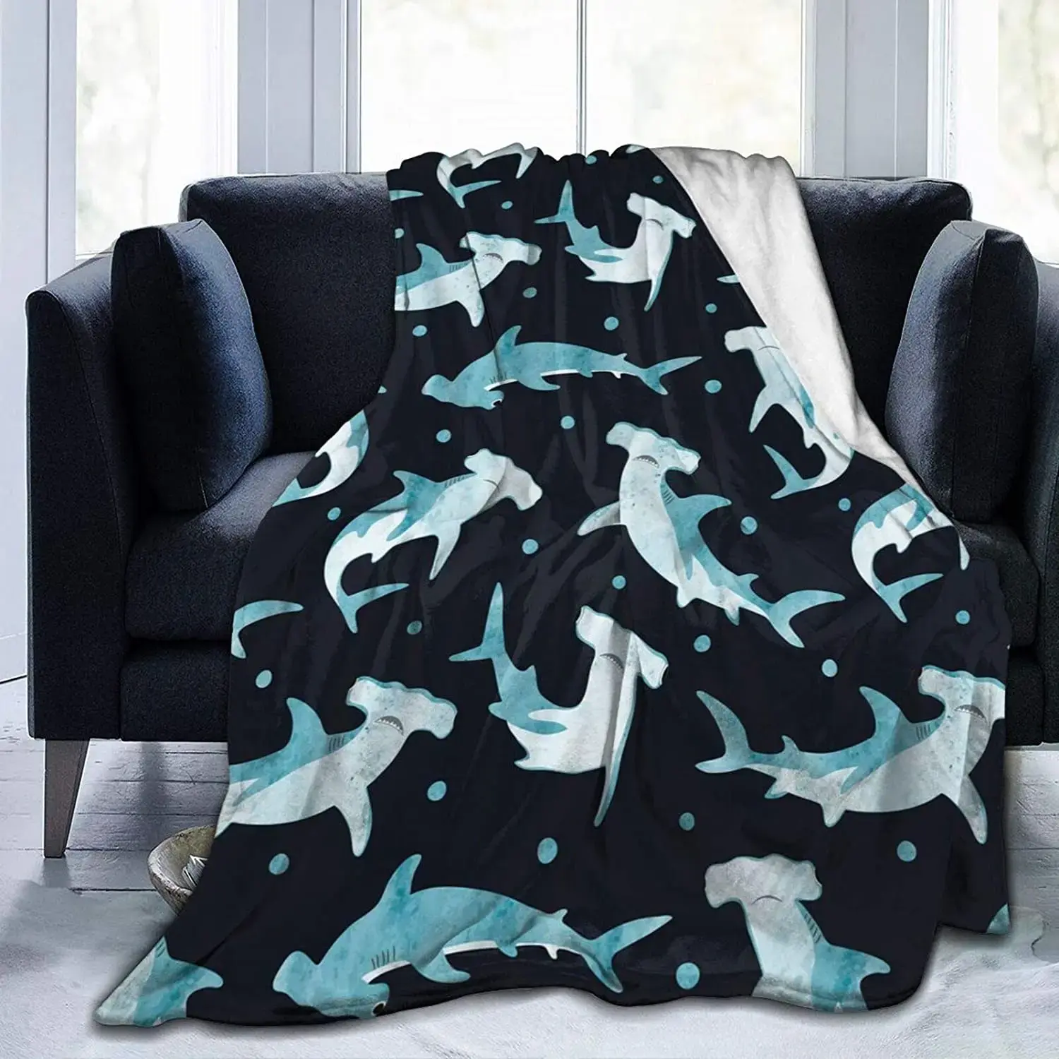 Hammerhead Shark Blanket for Kids Teens Adults Soft Fleece Throw Blanket Cozy Bed Blanket King Size for Couch Bed Travel CampingThanksgiving Father's Day Suitable for holiday gifts for family and friends A quilt suitable for summer summerwins