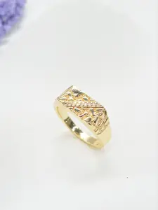 Elegant Geometric Square Zircon Ring, Engraved Ring, Vintage Street Style Jewelry, Unisex Fashion Accessory for All Seasons, Perfect Gift, Geometric Design Ring