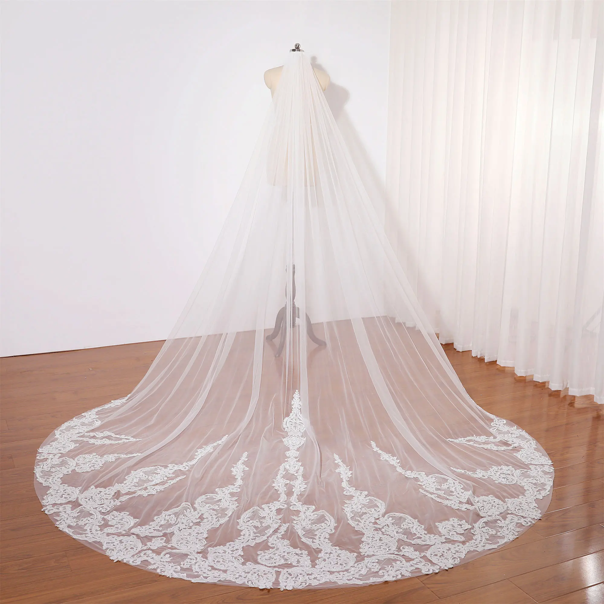 Vintage ivory bridal wedding veil flower lace embroidery, Handmade lace bridal veil, Cathedral wedding veil lace trim, Chapel wedding veil, Long wedding veil, Bride wedding veil, Soft tulle veil