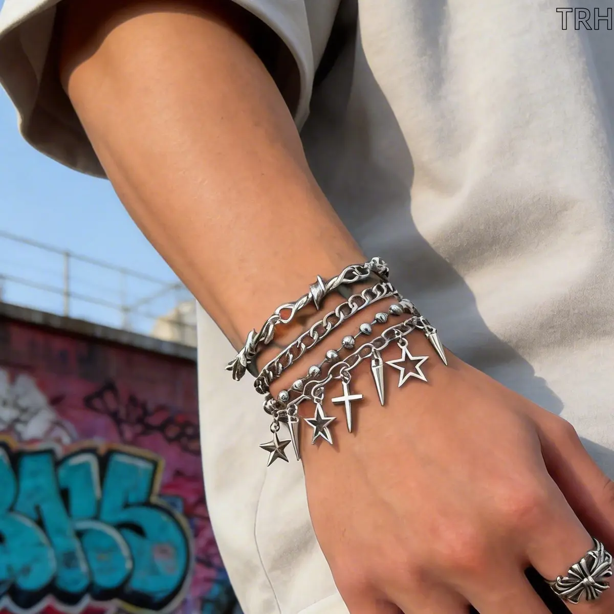 Men's Grunge Punk Layered Chain Jewelry Set (4Pcs) - Silver Barbed Wire Chains with Star, Cross, Spike Charms, Stackable Wrist Accessories for Streetwear, Concerts, Men's Jewelry, Layered Chains