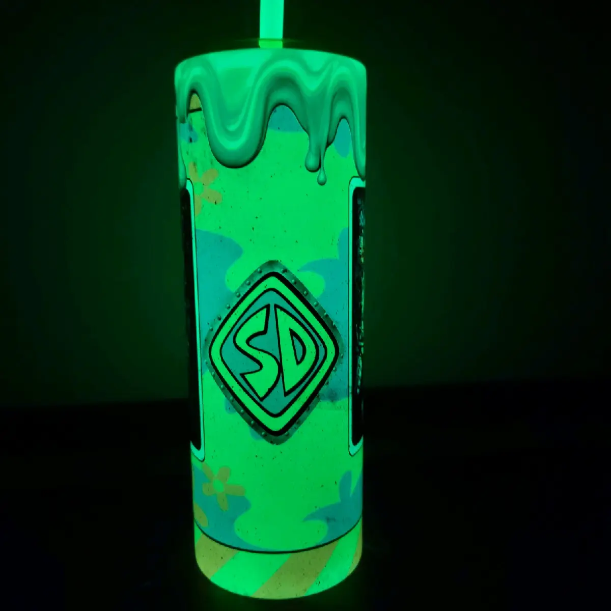 Scooby 20oz Green Glow in the Dark Tumbler with Clear Lid and random colorful Straw