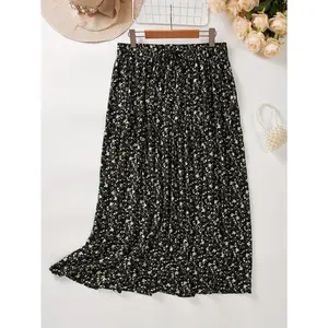 Large women's elegant floral print A-line skirt - black and white summer long skirt with adjustable drawstring waist, cute dress, comfortable to wear every day, flowing fabric
