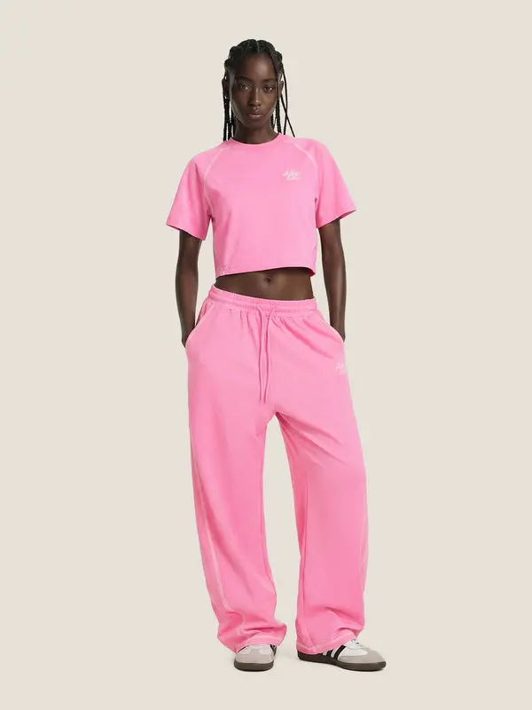 Aelfric Eden Cloud Cropped Sweat Set Cropped Tee & Sweatpants Set Soft Breathable Casual Streetwear Set Baggy Womenswear, Light, Cropped Top Aelfric Eden Cloud Cropped Sweat Set Cropped Tee & Sweatpants Set Soft Breathable Casual Streetwear Set Baggy Womenswear, Light, Cropped Top