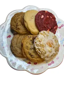Cookie Sampler Pack - Wheat-Based Sweet Snack Assortment with Butter Pecan Sugar Chocolate Chip Banana Pudding Peanut Butter & Red Velvet Flavors Biscuit Baked