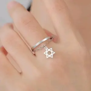 Estrella de David Adjustable Ring - Simple Design with Star Charm and Chain Accent