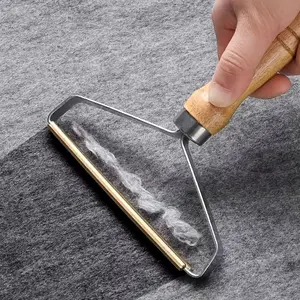 Pet Hair Remover Tool, Multi-Surface Pet Fur Scraper, Deep Cleaning for Couches, Carpets, Pet Towers, Furniture, Suitable for Dogs & Cats, Deshedding Tool