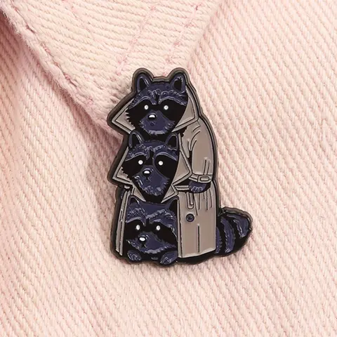 Cute Cartoon Raccoon Design Brooch, Lapel Pin, Durable Metal Pins, Fashion Alloy Badge for Women & Men, Enamel Pin Suitable for Backpacks, Jeans, Scarves, Personalized Hats Emblem Badge Decoration, Men Accessories, Fashion Accessory, Clip