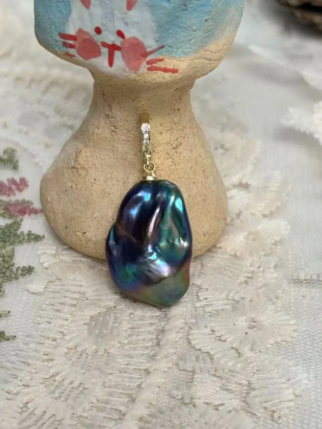 Natural Freshwater Pearl Necklace, Peacock Baroque Pendant, Fashionable and Elegant, Unisex Clasp Design, Perfect Gift for Occasions, Pearl Chain, Pearl Jewelry