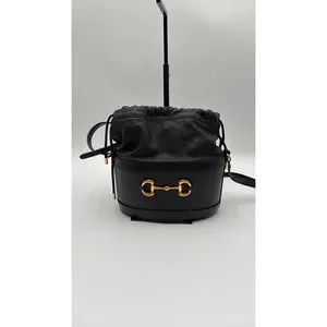 Pre-owned GUCCI Leather Luxury Bags & Accessories Horsebit 1955 Drawstring Bucket Bag, Black Date Code: 602118000926L. Entrupy ID: C3HJ3H2.