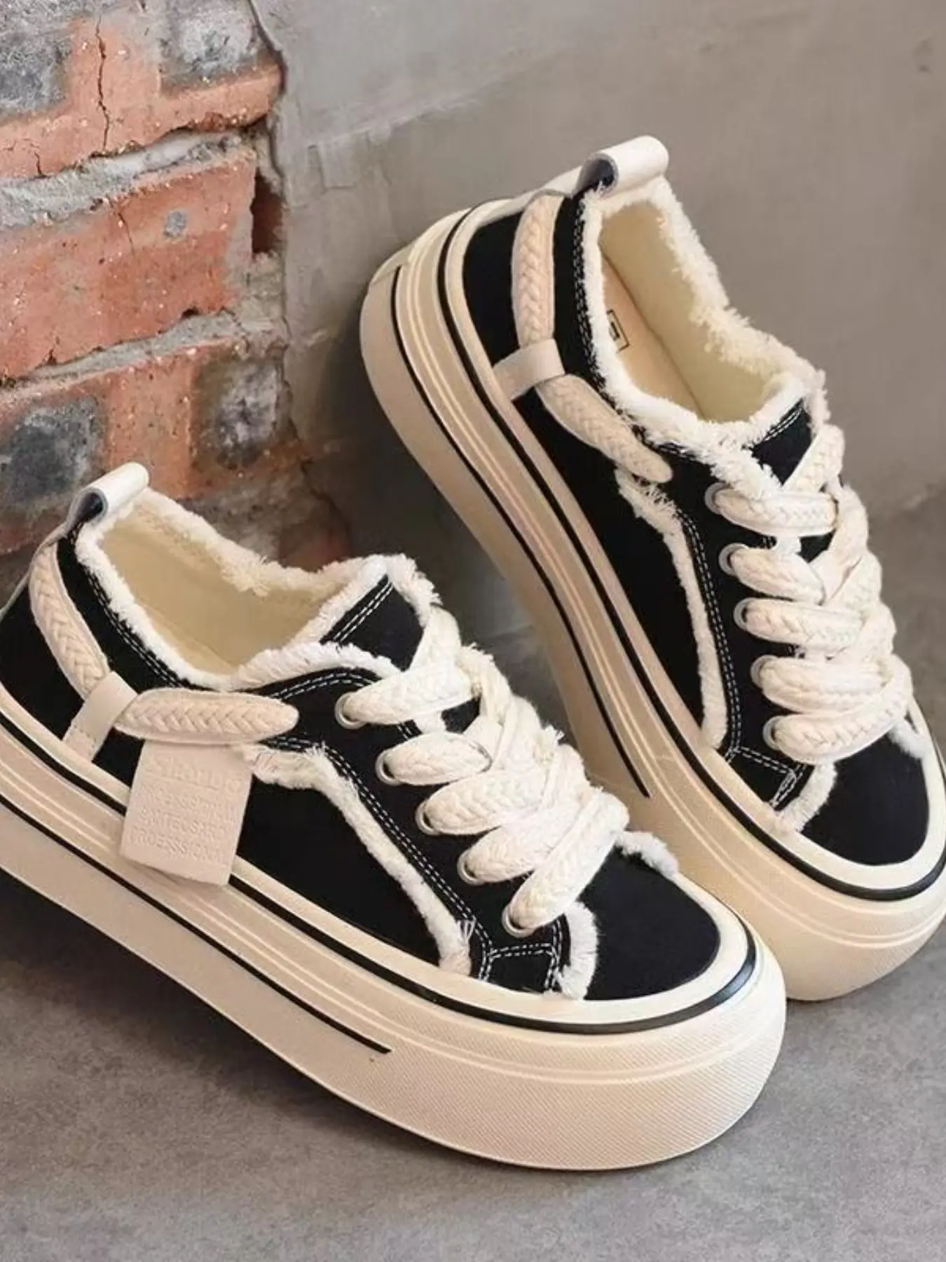 Women's Casual Low Top Sport Shoes Flat Skateboard Shoes Comfortable Lightweight Women's Sneakers, Stylish & Durable Design, low ankle trainers, Trainer, Sports Shoes, Walking Shoes
