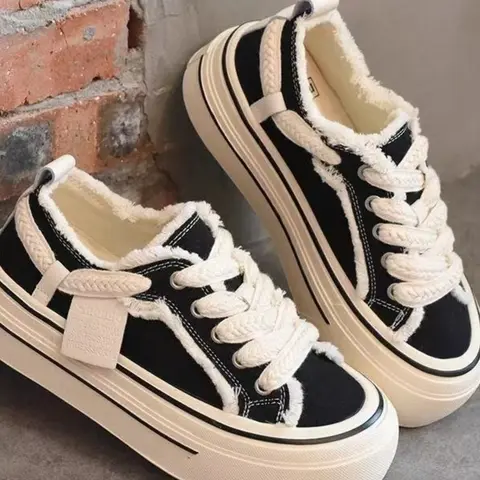 Women's Casual Low Top Sport Shoes Flat Skateboard Shoes Comfortable Lightweight Women's Sneakers, Stylish & Durable Design, low ankle trainers, Trainer, Sports Shoes, Walking Shoes