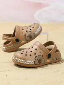 Clog Shoes with Capybara Pattern, Fashionable and Versatile, Lightweight and Comfortable, Suitable for Boys and Girls, Daily Wear Footwear, Beach Slide Sandals
