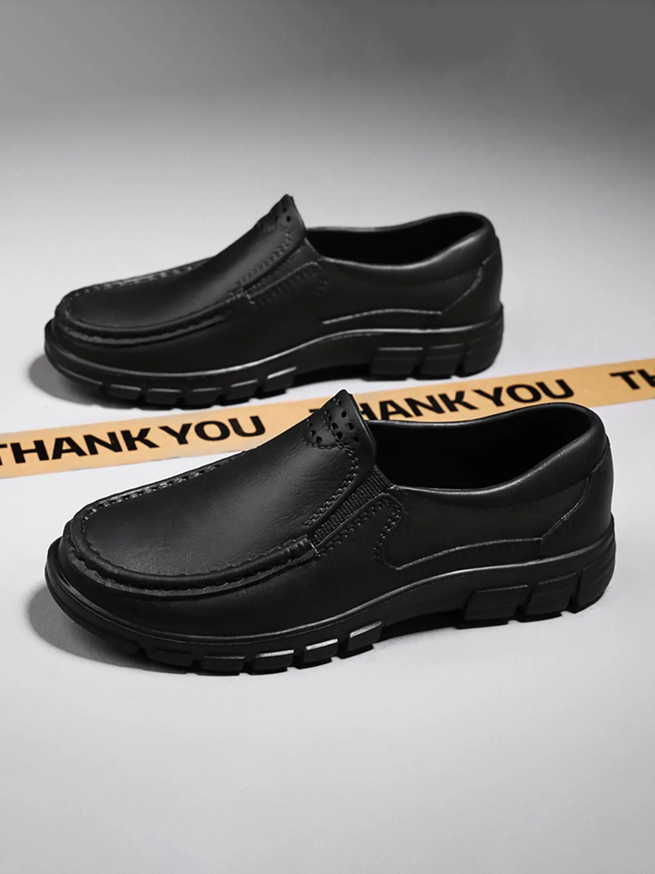 Men's Casual Solid Color Slip on Slides, Slip on Style, Waterproof & Non-slip Chef Shoes, Comfortable Breathable Slippers for Kitchen Work, Flat Footwear, Durable Casual Shoes