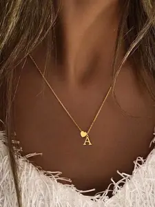 Classic Heart-Shaped Letter Name Engraved Pendant Necklace, Personalized Initial A-Z Fashion Love Necklace for Her