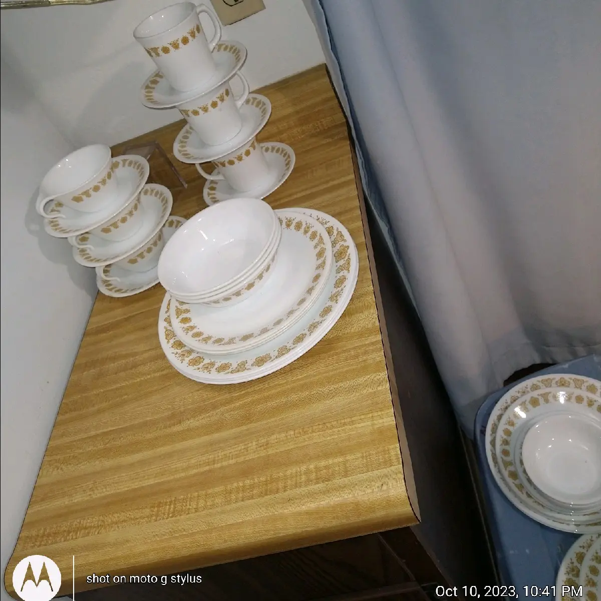Vintage Corelle ("Butterfly Gold") Dinnerware Vintage Corelle ("Butterfly Gold") Dinnerware