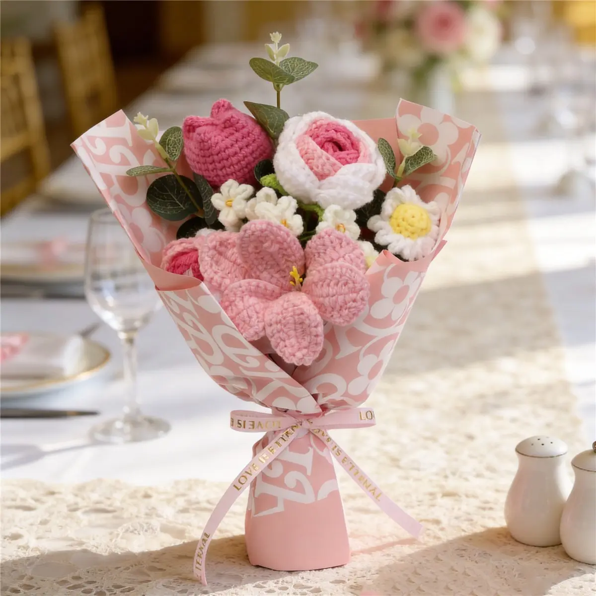Handmade Crochet Artificial Decorative Flower Bouquet, Featuring Rose and Tulip, Ideal for Weddings, Birthdays, Mother's Day, Graduation, Valentine's Day, Father's Day Gifts, Crochet Artificial Flowers, Artificial Flower Decorations