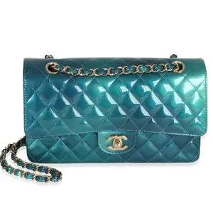 Pre-owned CHANEL Patent Leather Shoulder Bags NY153631 Green Blue Shaded Quilted Patent Medium Classic Double Flap Bag