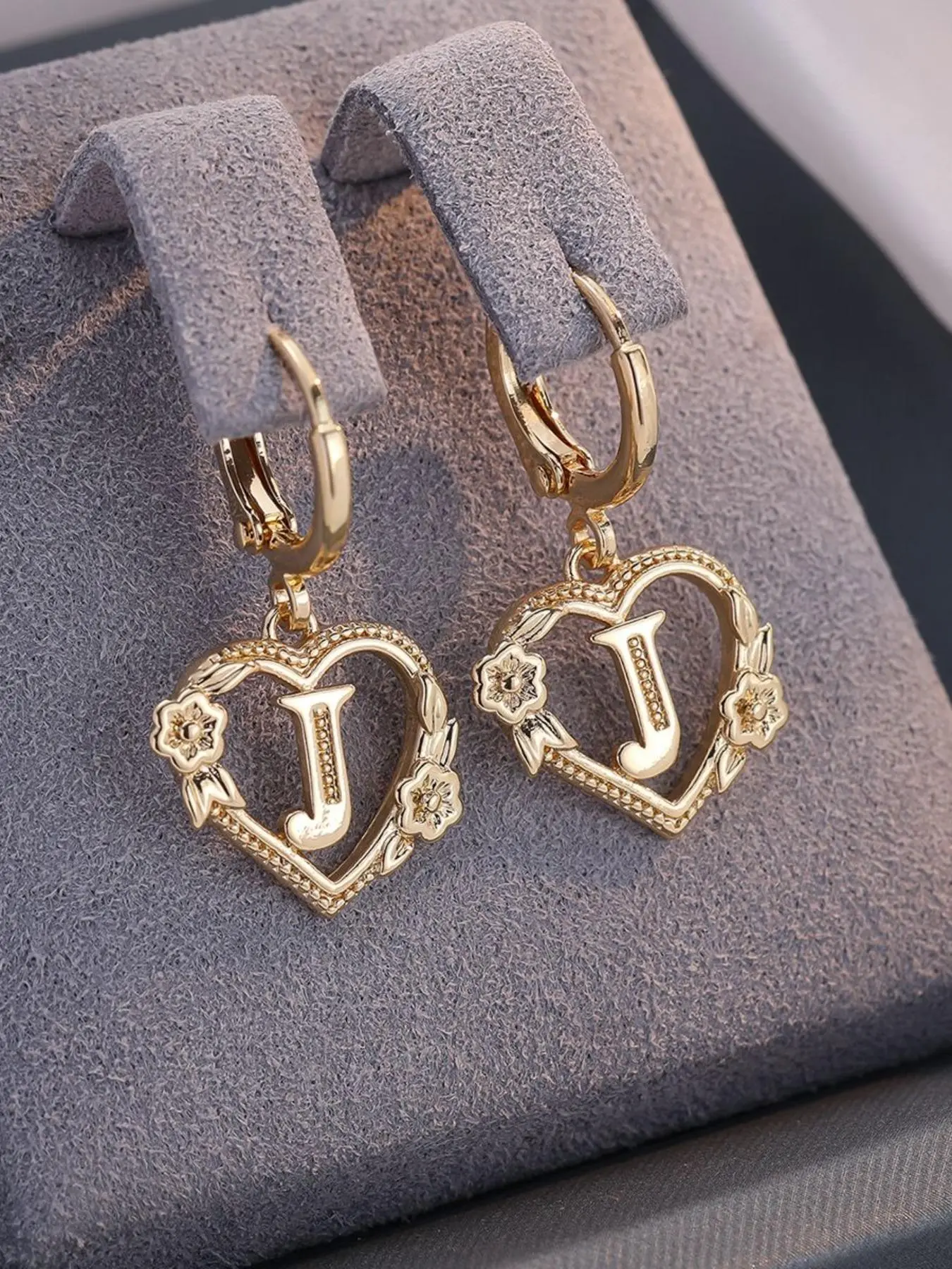 Fashionable Heart & Flower Design Dangling Earrings, Heart Shaped Earrings, Letter Design Drop Earrings for Women, Trendy All-match & Exquisite Jewelry for Birthday Gift