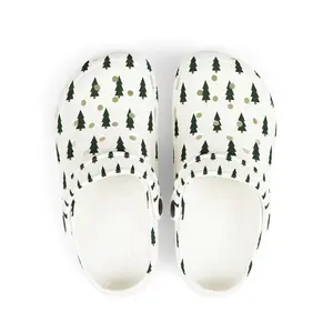 Kids' Holiday Tree Clogs - Fun & Comfy EVA Foam Shoes for Winter Celebrations