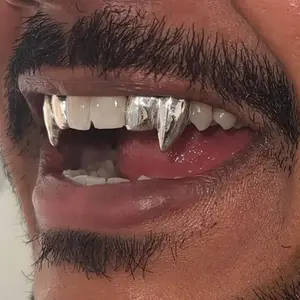 2025 DIY Double Fangs Grillz Glossy Teeth Caps Removable Unisex Punk Hip Hop Body Jewelry Halloween Cosplay Party Gift