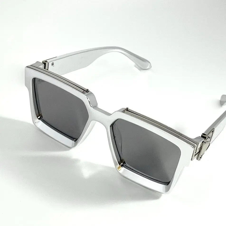 Unisex Square Full Rim Acetate Sunglasses - Silver Mirror Lenses, Retro Look, UV400 UV-Protection, Natural Material, Street Style, Sunglasses for Women, Affordable Fashion, No, Stainless Steel