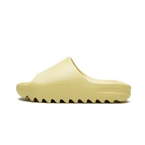 Yeezy Slide "Desert Sand" FW6344 Yeezy Slide "Desert Sand" FW6344