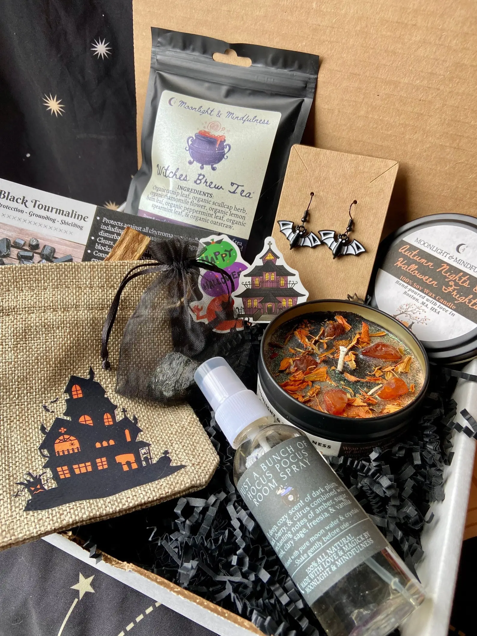 Spooky Mystery Box, Halloween Lovers Gift Set, Fall Season Candle, Autumn Box, Spooky Season, Black Crystal, Horror, Witchy, Pumpkin, Unique