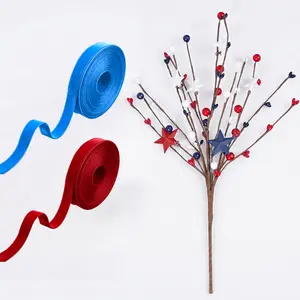 4PCS Patriotic Artificial Berry Stem Selection White Blue Red Stars for 4th Of July Independence Day, Pentagram Artificial Berry Tree Branch Decor for Home Office Restaurant Vase Decorations, Spring Holiday DecorSummer Party Event Decor