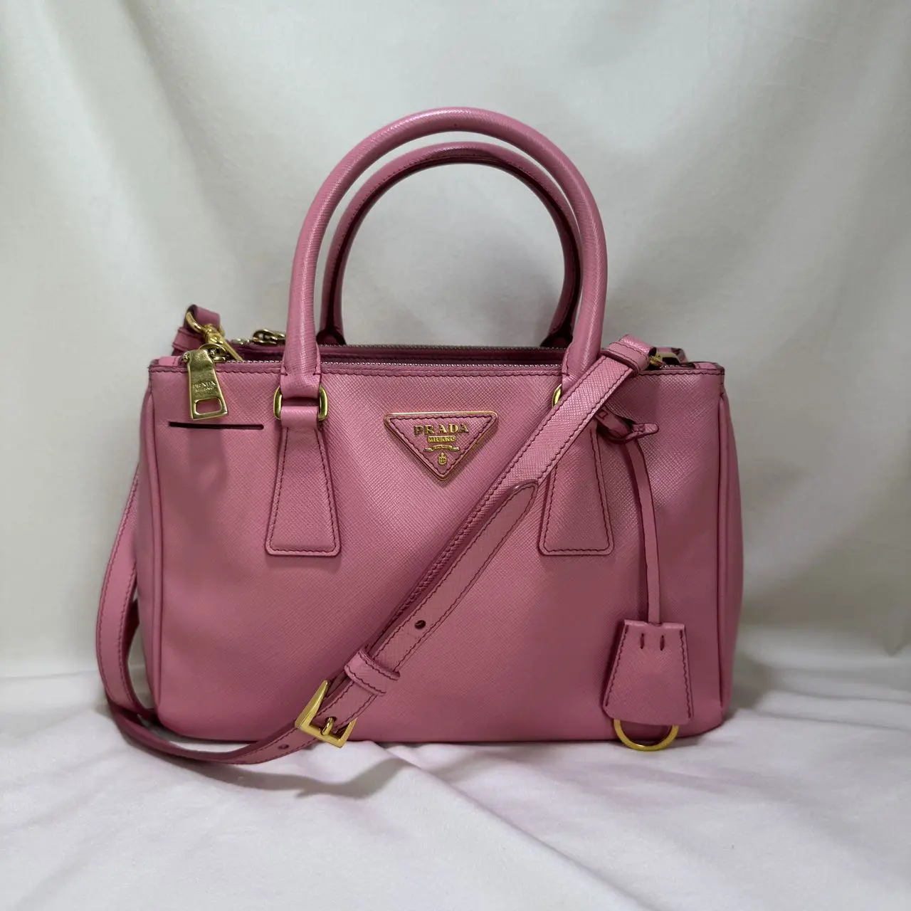 Pre-owned PRADA Blush Pink Saffiano Leather Galleria Small 2 Way Crossbody Bag Luxury Handbag Shoulder Bag, Casual Trendy Purse with Makeup Storage, Shoulder Bags