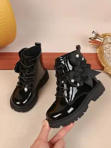 Fashion Round Toe Boots Pearl Decorated Bow Tie Strap Shiny Leather Kids Shoes, Suitable for 3-12 Years, Daily Wear, Travel School