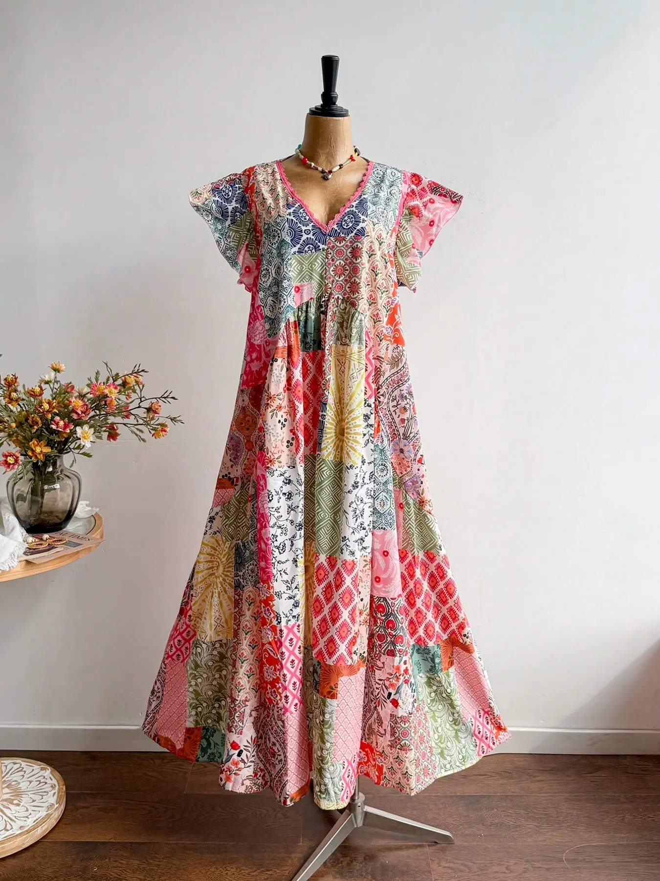 Bohemian style pink floral V-neck ruffle sleeves elegant casual dress, Boho Floral Dress, Casual Wear, Christmas，New Year's Day、Valentine's Day Dress