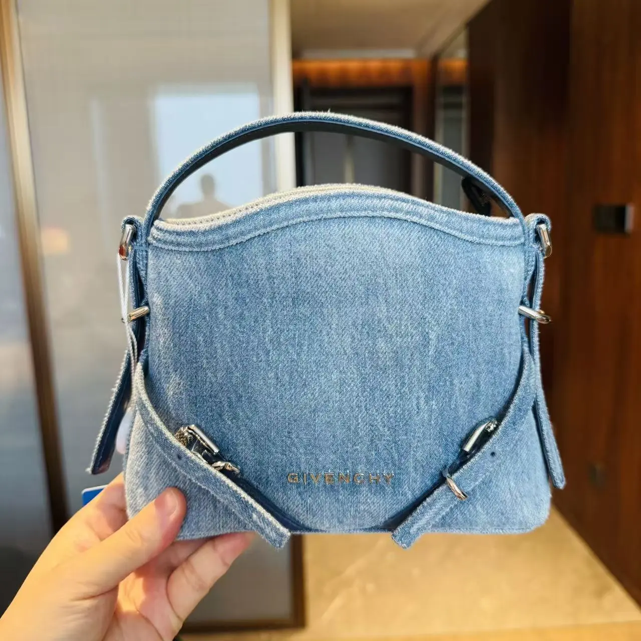 Pre-owned GIVENCHY Leather Crossbody Bags GIVENCHY