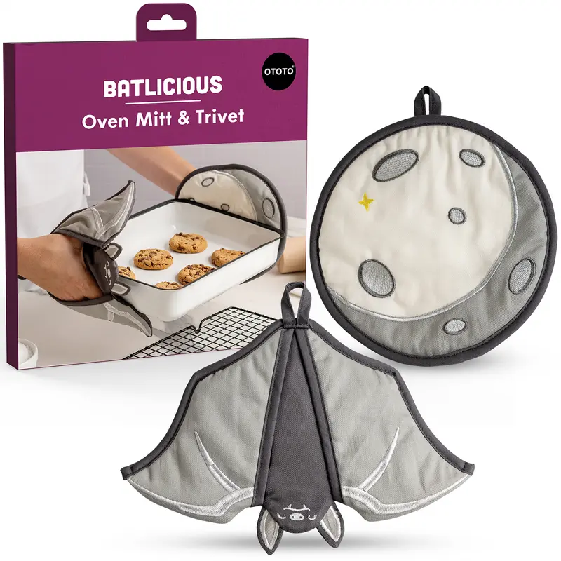 OTOTO Batlicious Oven Mitts and Pot Holders Sets - Heat Resistant Trivets for Hot Dishes, Cooking Goth Kitchen Decor, Cute Accessories, Pot Holders, Spooky Halloween Bat Moon Witchy Gifts