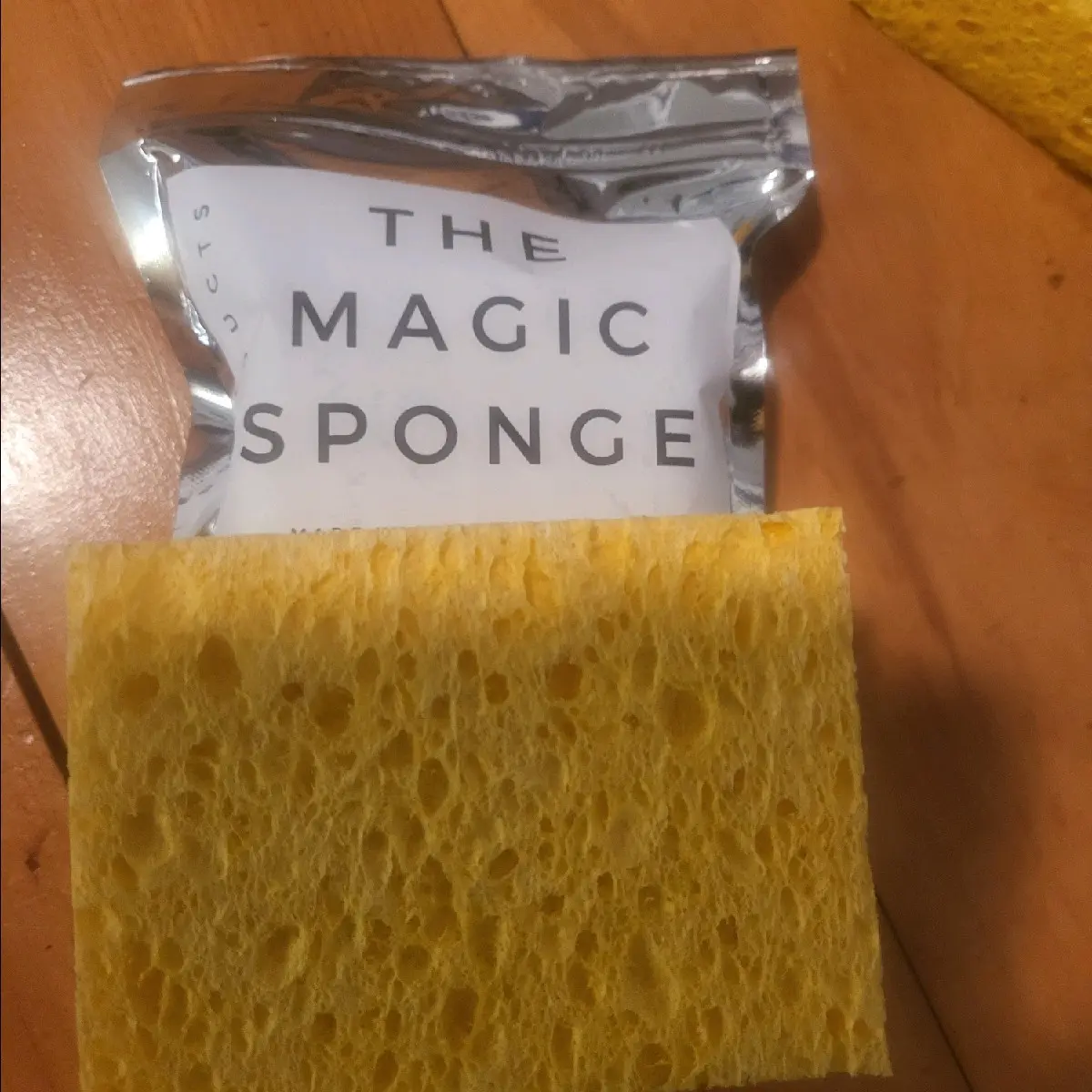 Magic sponge headlight cleaner