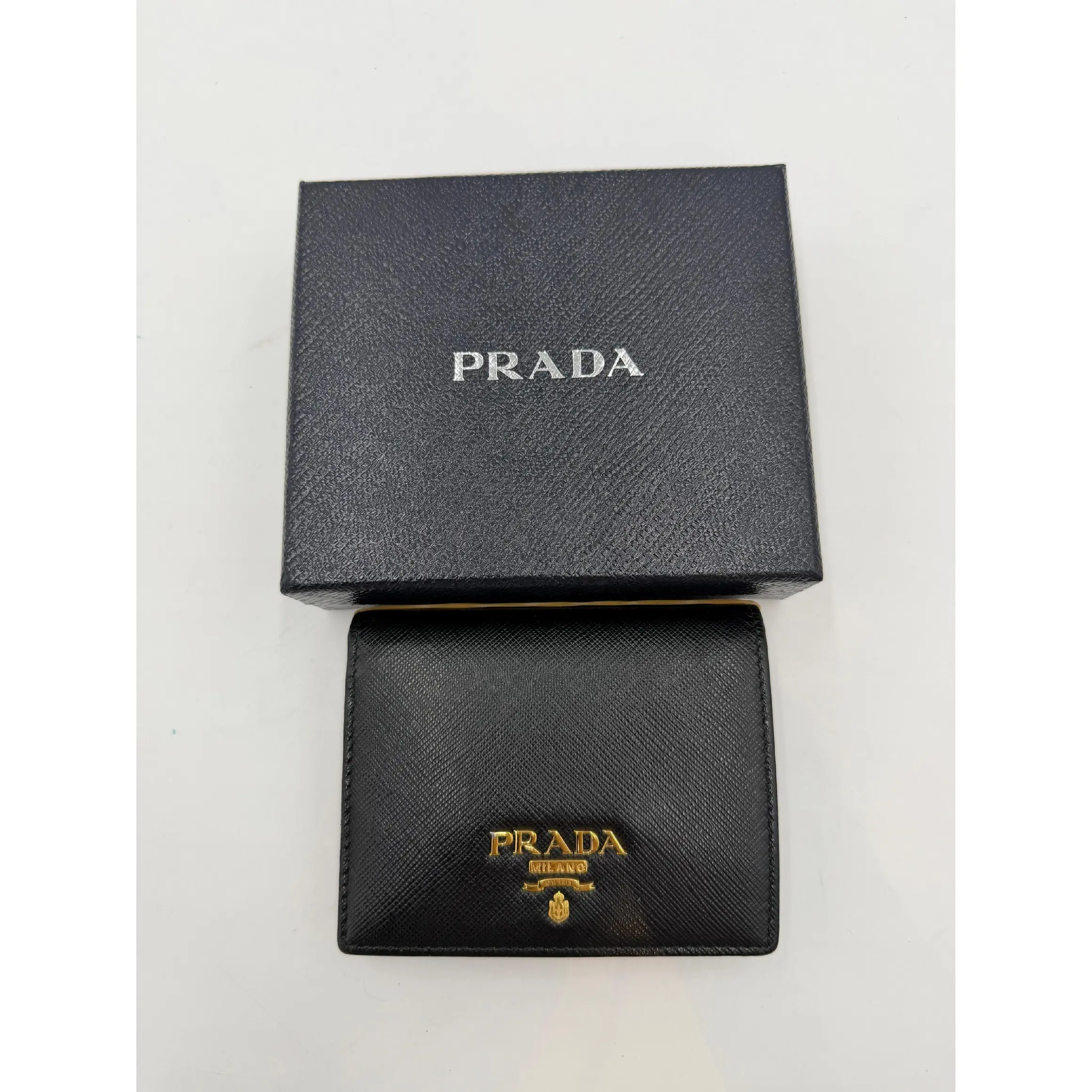 Pre-owned Leather Small Leather Goods Prada Saffiano Bifold Wallet