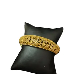 Beautiful 24k one piece Gold Plated Round Thick Bangles for Wedding or Parties - Women's Casual Jewelry - Womenswear