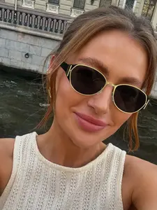 Retro Oval Frame Unisex Fashion Sunglasses with Colored Lenses, Uv400 Protection for Everyday Use, Stylish Copper and PC Retro Sunglasses