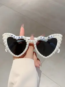 Women's Heart-Shaped Holiday Trendy Beach Eyewear with Faux Pearls Decoration, Wedding Style Design, Just Married Gift Glasses for Bride-To-Be
