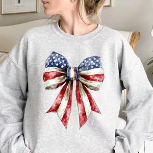 American Flag Bow Sweatshirt Patriotic USA Ribbon Graphic Crewneck Pullover 4th of July Independence Day Gift Women Casual Trendy Outfit