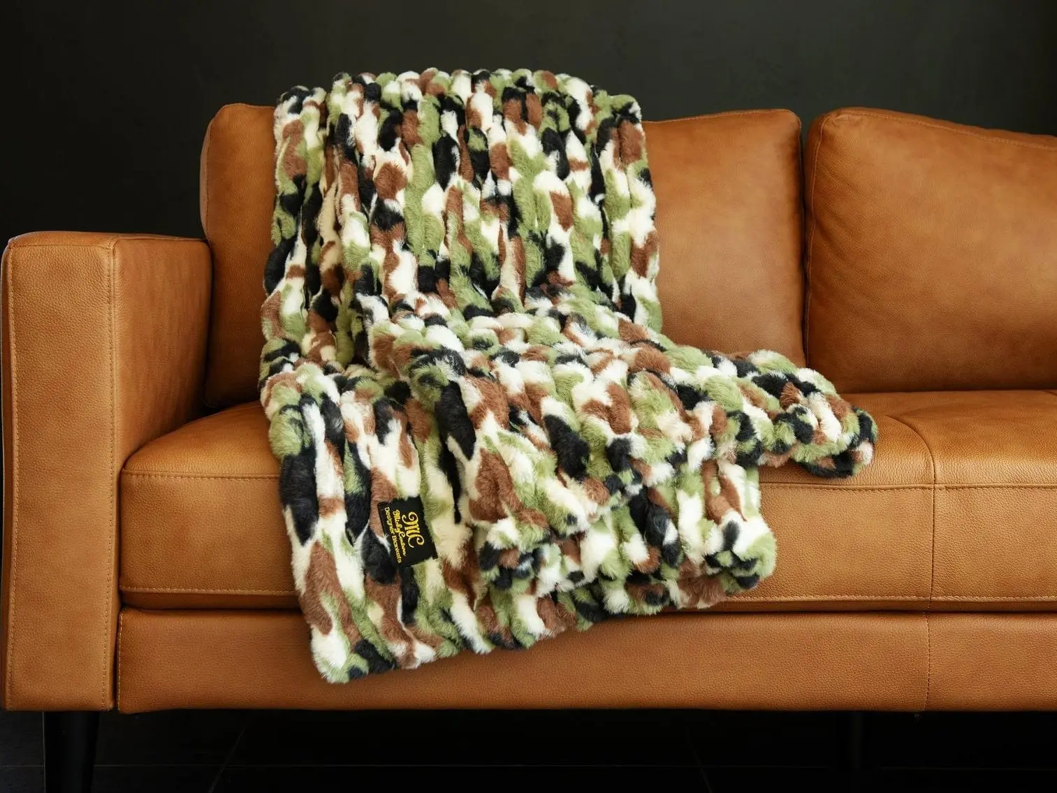 MINKY COUTURE Camo Print Soft Bedding Throw - Fluffy Cozy Stretchy Blanket, 30-39 in, Warm Comfy Non-Irritating, Machine Washable, Casual Style, Ideal Infant Gift, Fluffy Cozy Blankets