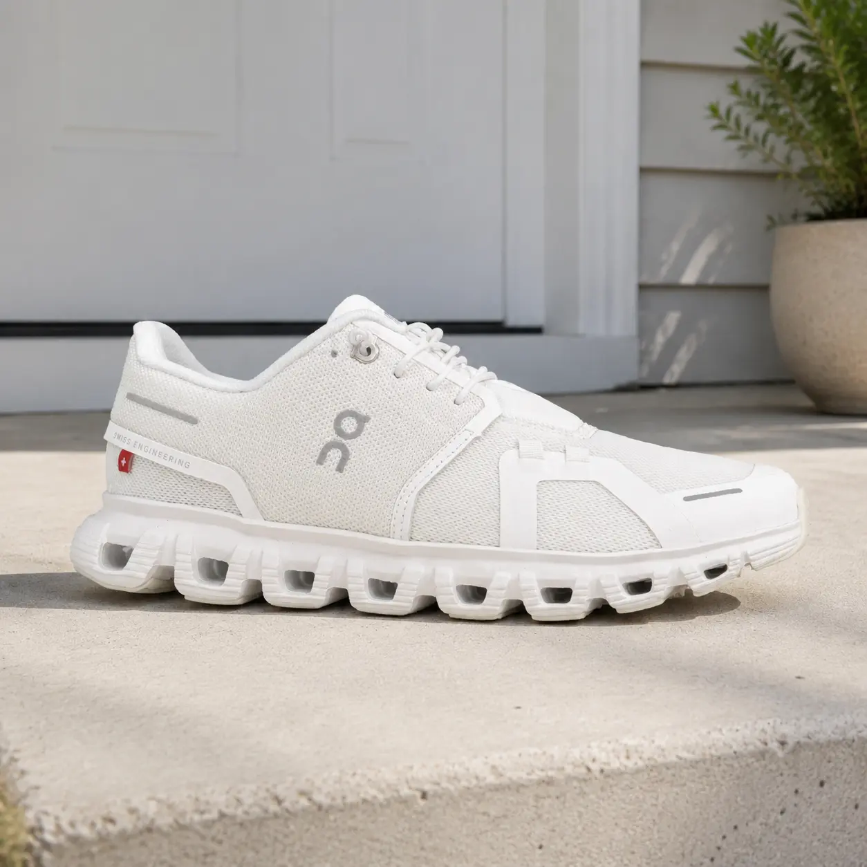 Men Women Cloud 6 Sport Shoes Lightweight Shock Absorbing Athletic Sneakers for Gym Jogging Outdoor Daily Commute