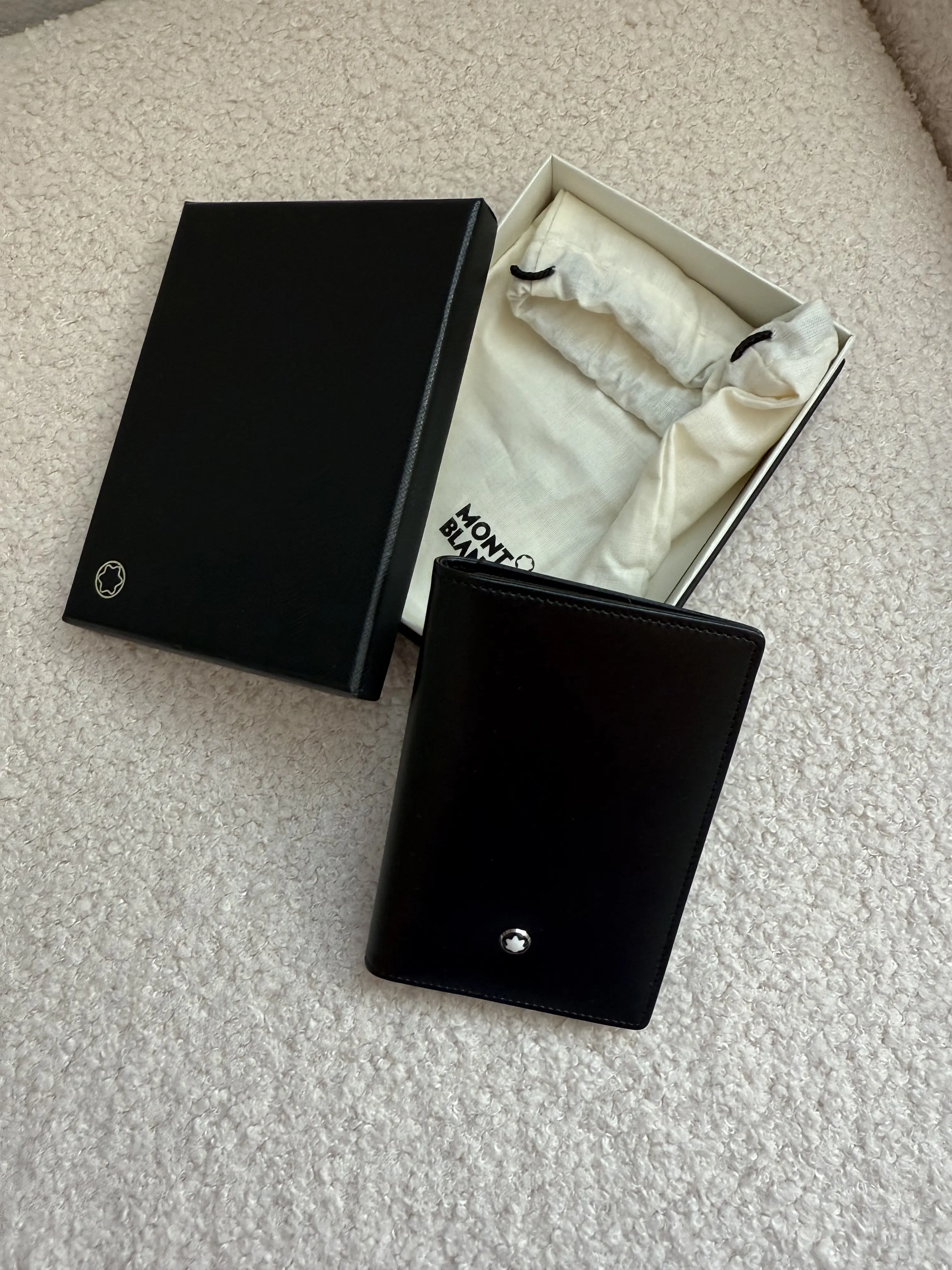Pre-owned Montblanc leather wallet Pocket Card Full Set