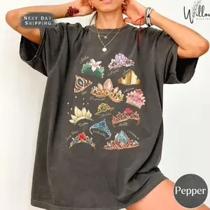 Comfort Colors Retro Royal Crown Shirt, Playful Enchanted Kingdom Tee, Vintage Fairytale Princess Outfit, Trendy Theme Park Vacation Design, Aesthetic Oversized Magical Girls Trip Top AXR