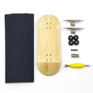 Professional Fingerboard Set, 100x34mm Finger Skateboard, Unisex Design, No Battery Required, Ideal for Skill Development