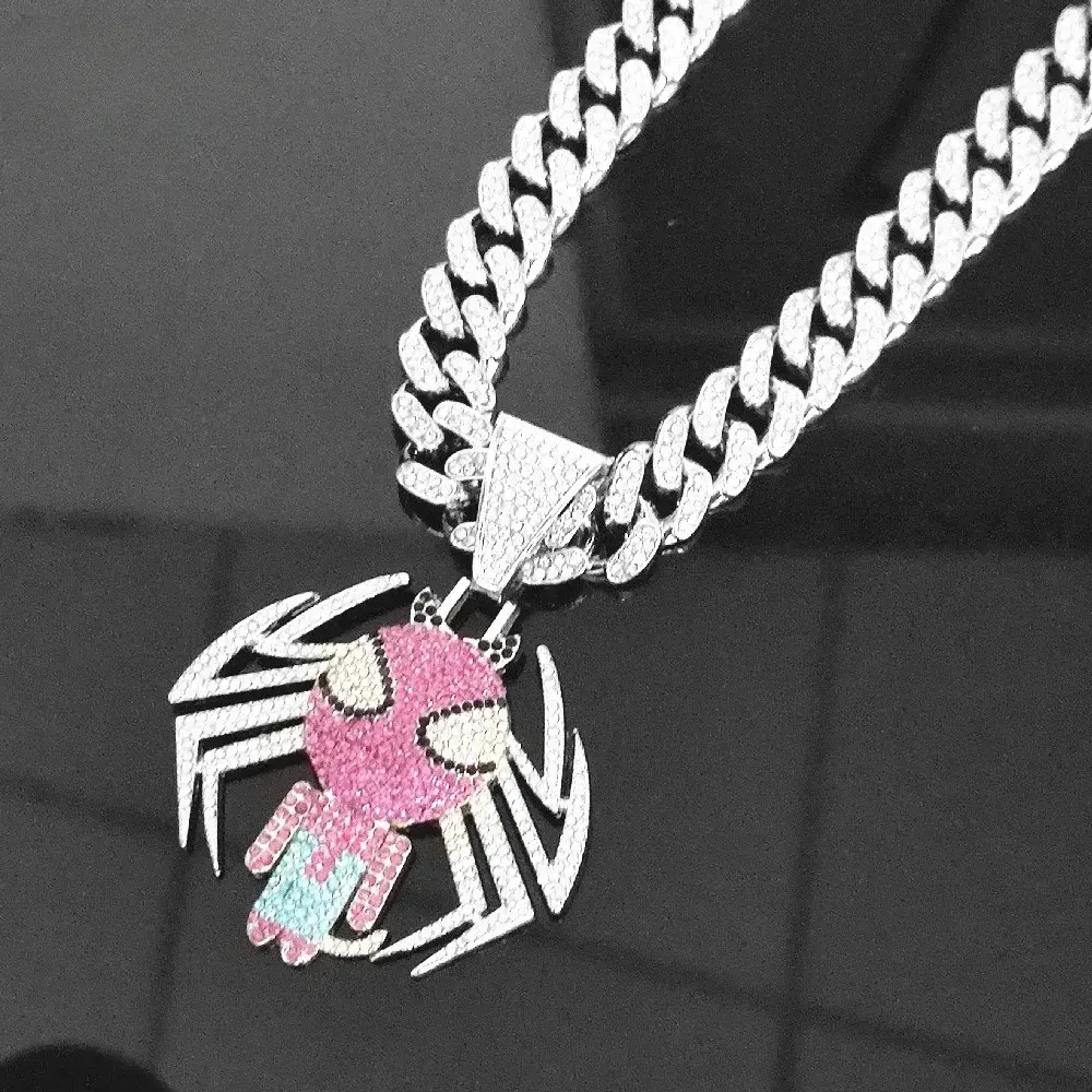 Cute Spider Diamond Pendant Necklace, Cuban Chain, Fashion Accessory for Men and Women, Sweater Chain, Holiday Gift