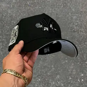 New Era New York Yankees Baseball Cap – Adjustable Snapback Hat Unisex Streetwear Hip Hop Style New Era Inspired